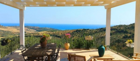villa immersa in oliveto vista mare Sciacca